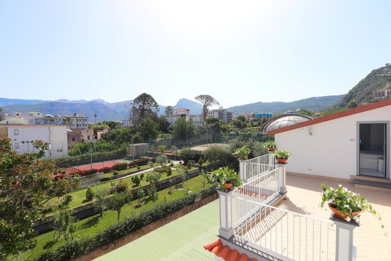 سانتّانييلّو Villa Vittoria المظهر الخارجي الصورة